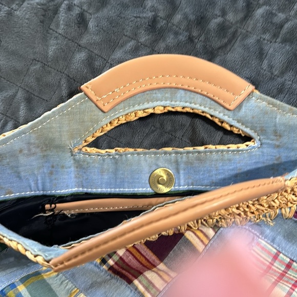 Tommy Hilfiger Clutch Handle‎ Grass Patchwork  Purse - Picture 9 of 9